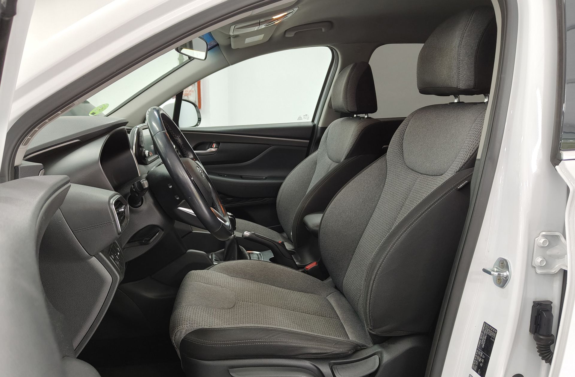 Hyundai Santa Fe 2.0 CRDi Essence 4x2 DK 7 plazas - foto 11