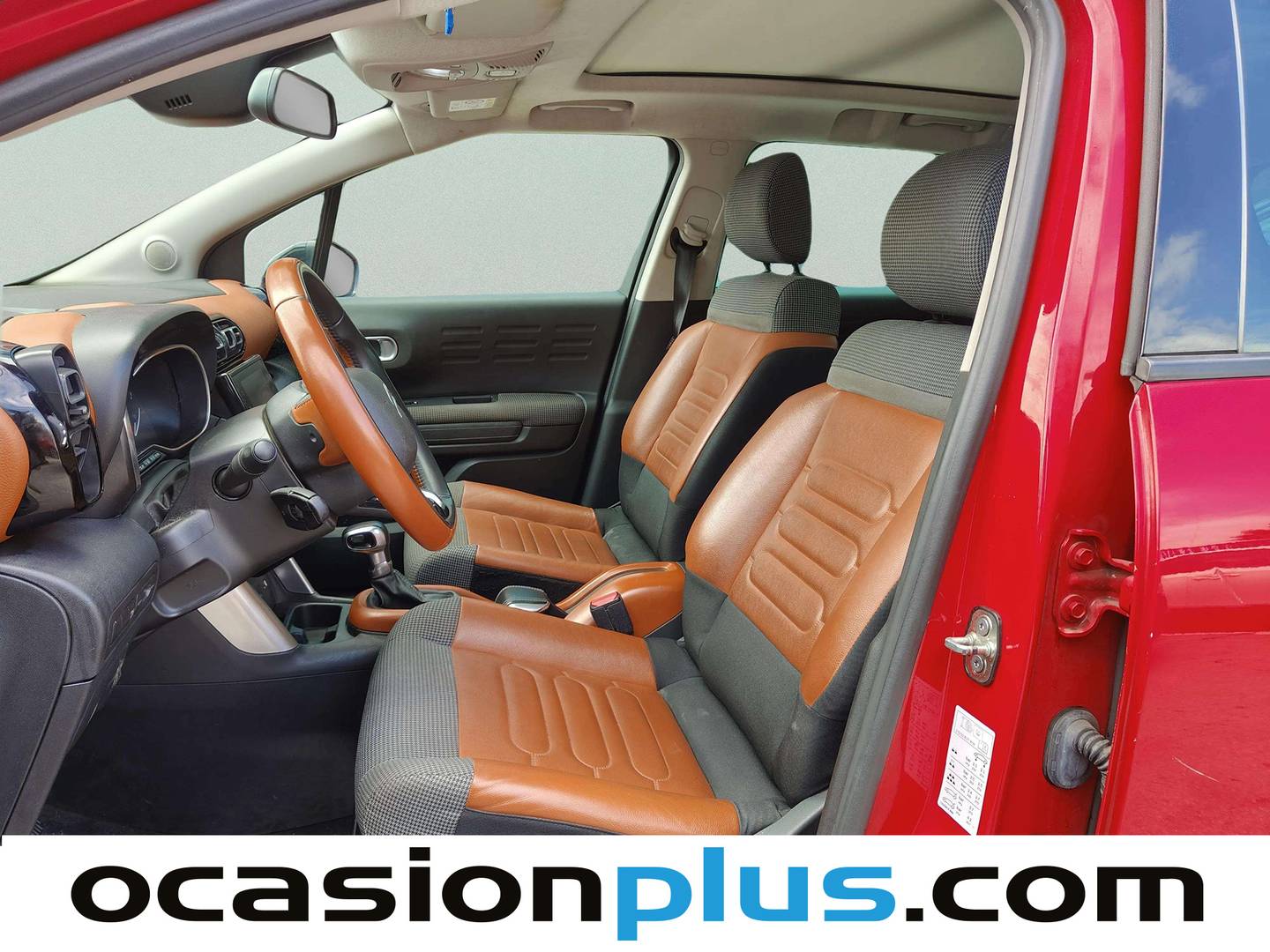 Foto asientos delanteros Citroën C3 Aircross Citroën C3 Aircross PureTech 110 S&S Shine EAT6 (110 CV)