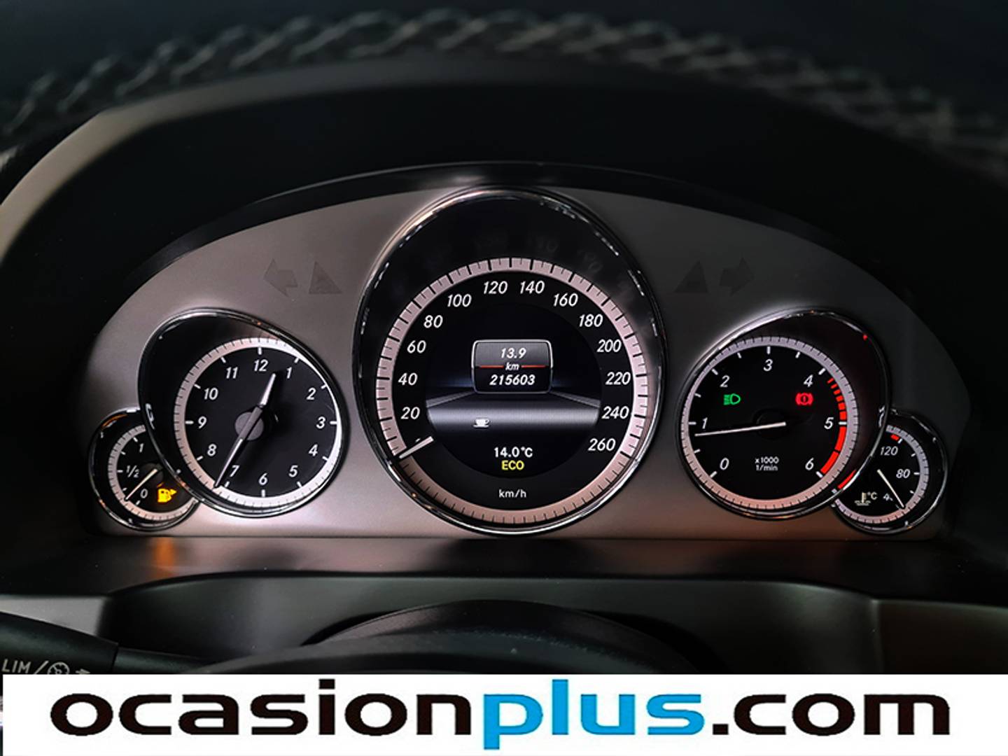 Foto Mercedes Clase E Mercedes-Benz Clase E E 220 CDI Coupe Blue Efficiency Avantgarde (163 CV)