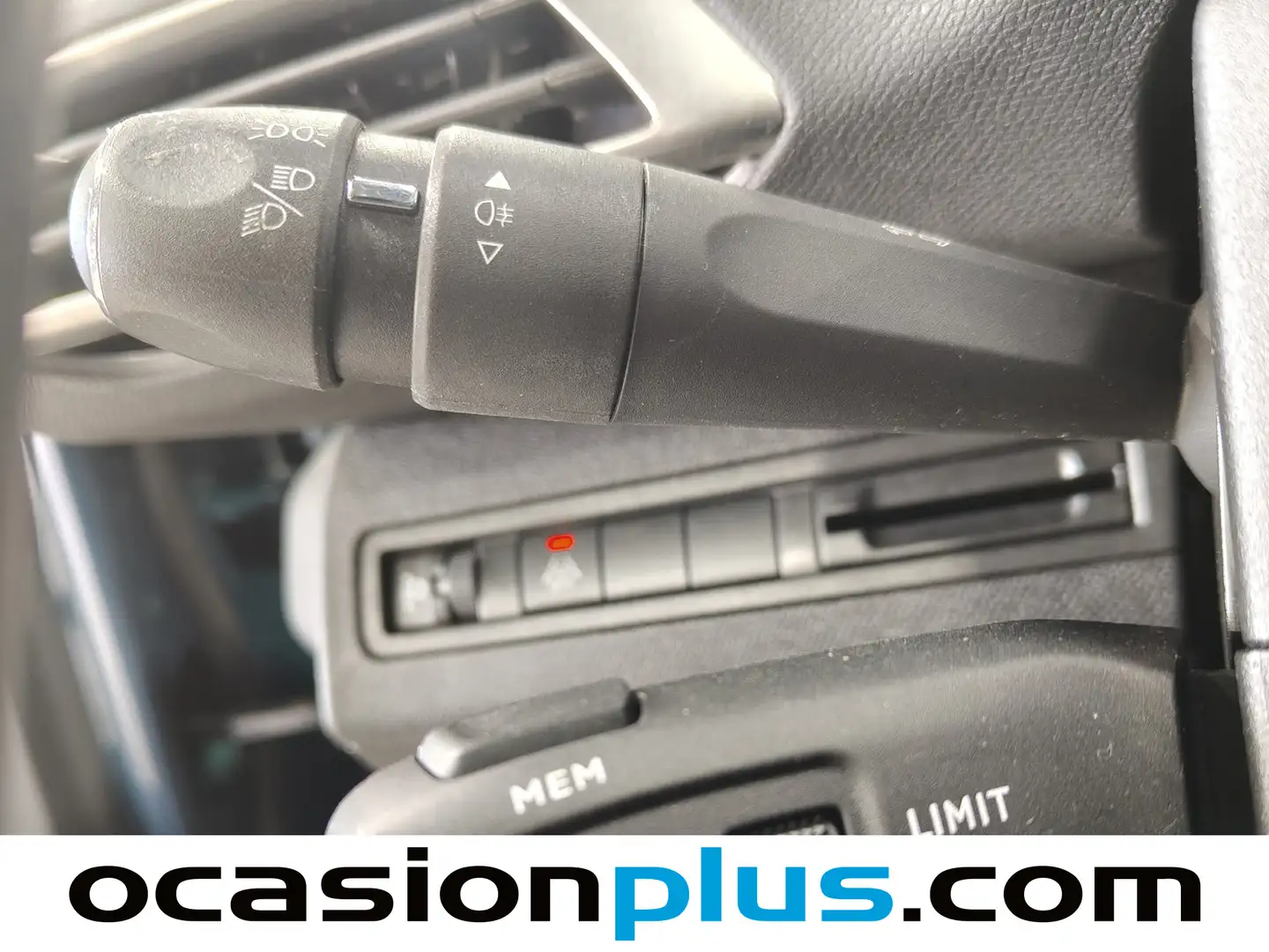 Foto Peugeot 3008 Peugeot 3008 PureTech 130 S&S Allure (130 CV)