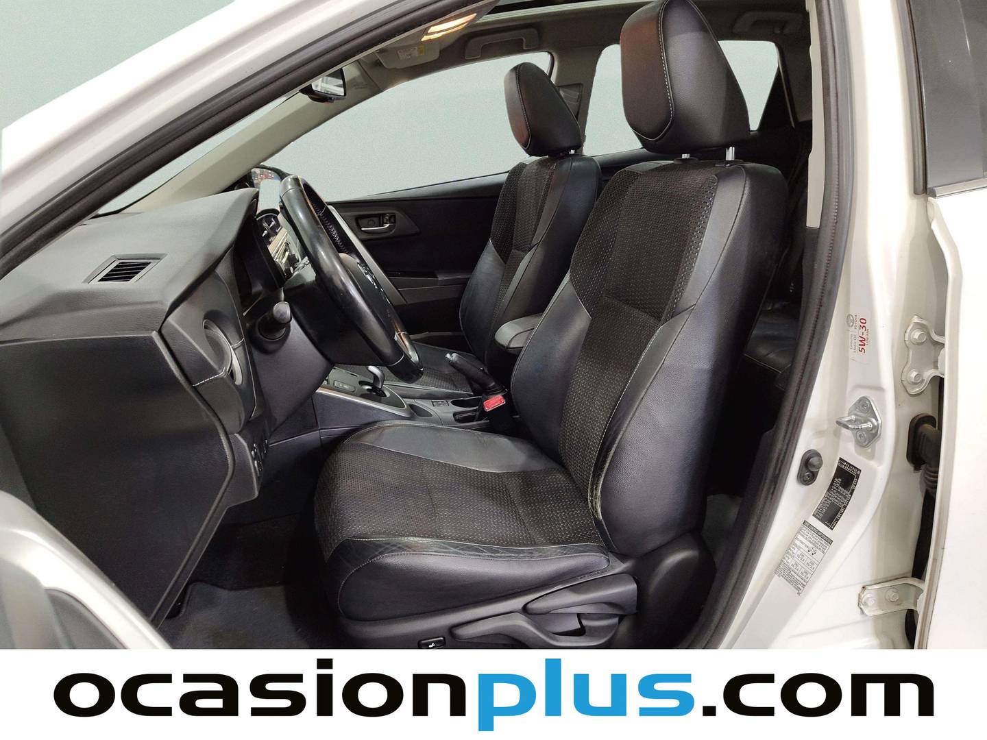 Foto asientos delanteros Toyota Auris Toyota Auris Hybrid Advance (136 CV)