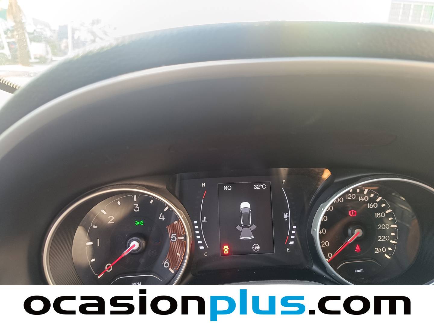 Extras y acabados del Jeep Compass Jeep Compass 1.6 Multijet Longitude 4x2 (120 CV)