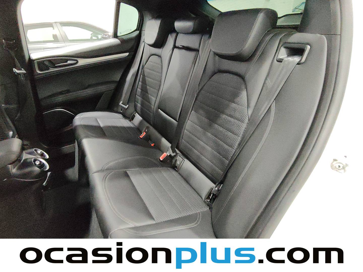 Foto Alfa Romeo Stelvio Alfa Romeo Stelvio 2.2 Diesel Sprint RWD (160 CV)