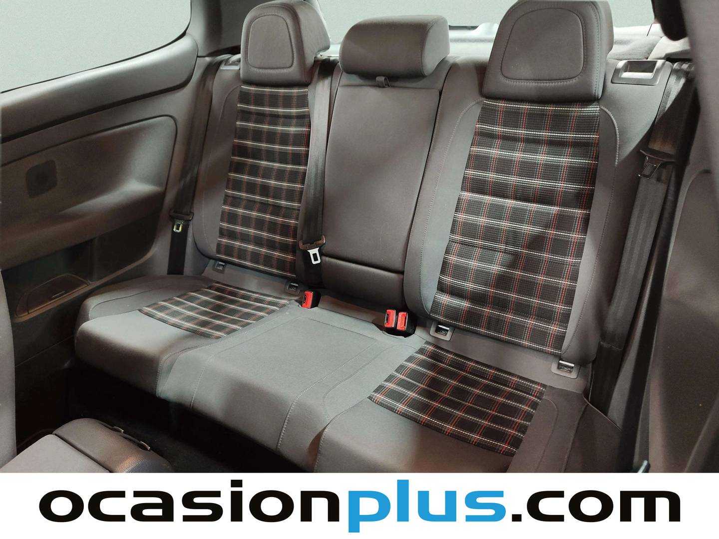 Foto asientos traseros Volkswagen Golf Volkswagen Golf GTI 2.0 TFSI  (200 CV)