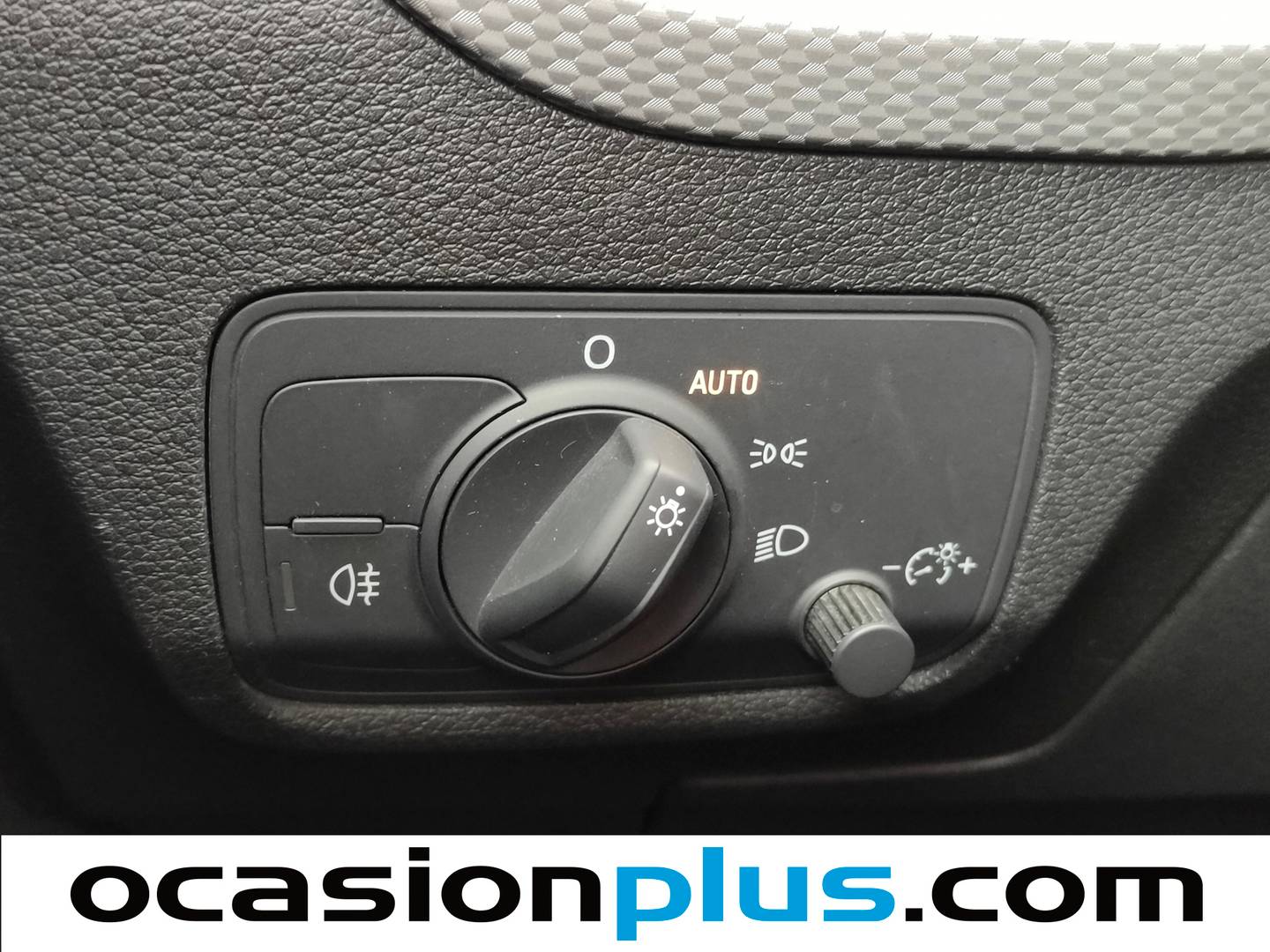 Foto Audi Q2 Audi Q2 Advanced 30 TDI (116 CV)