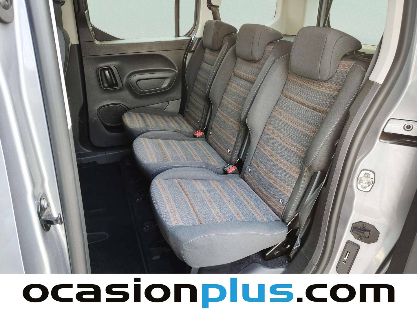Foto asientos traseros Opel Combo Life Opel Combo Life 1.2 Turbo S&S Innovation L (110 CV)