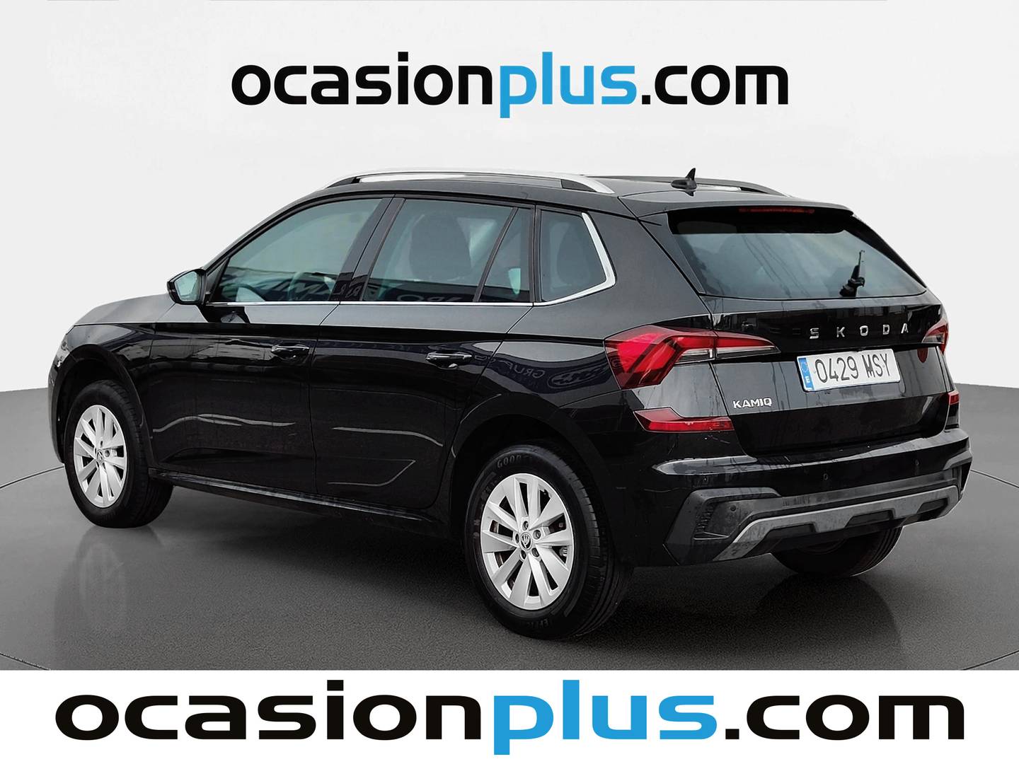 Foto trasera Skoda Kamiq Skoda Kamiq 1.0 TSI Selection DSG (115 CV) izquierda