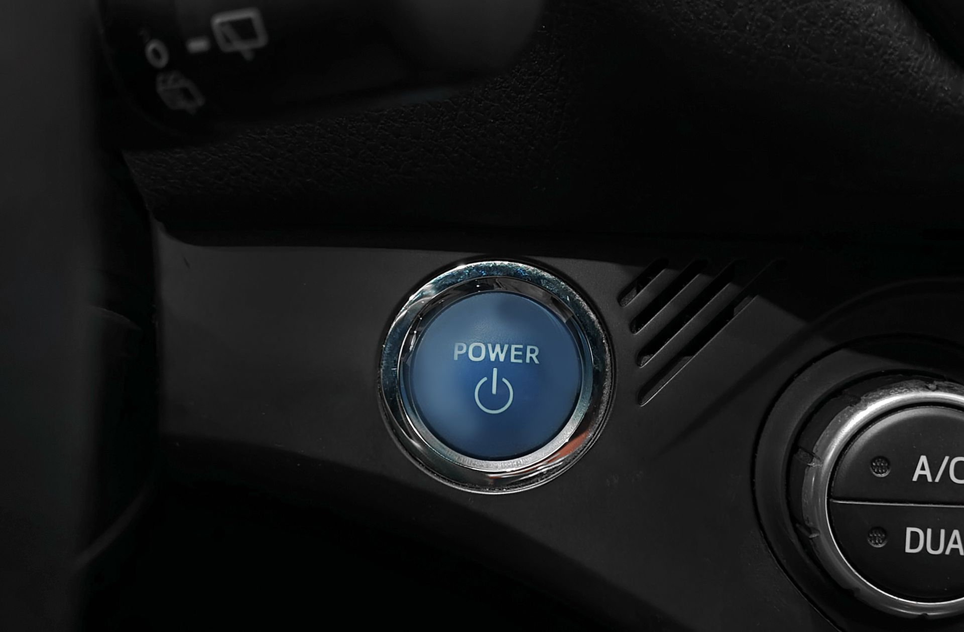 Toyota Yaris 1.5 Hybrid Feel - foto 32