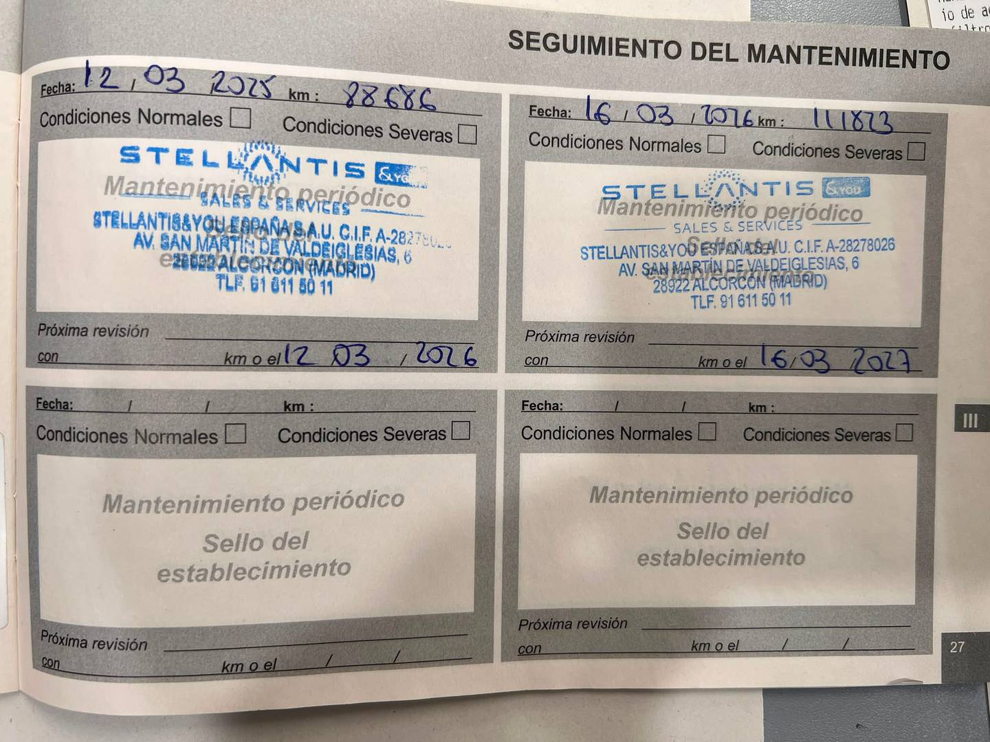 Foto del mantenimiento del Citroën C4 Spacetourer Citroën C4 Spacetourer PureTech 130 S&S Shine EAT8 (130 CV)