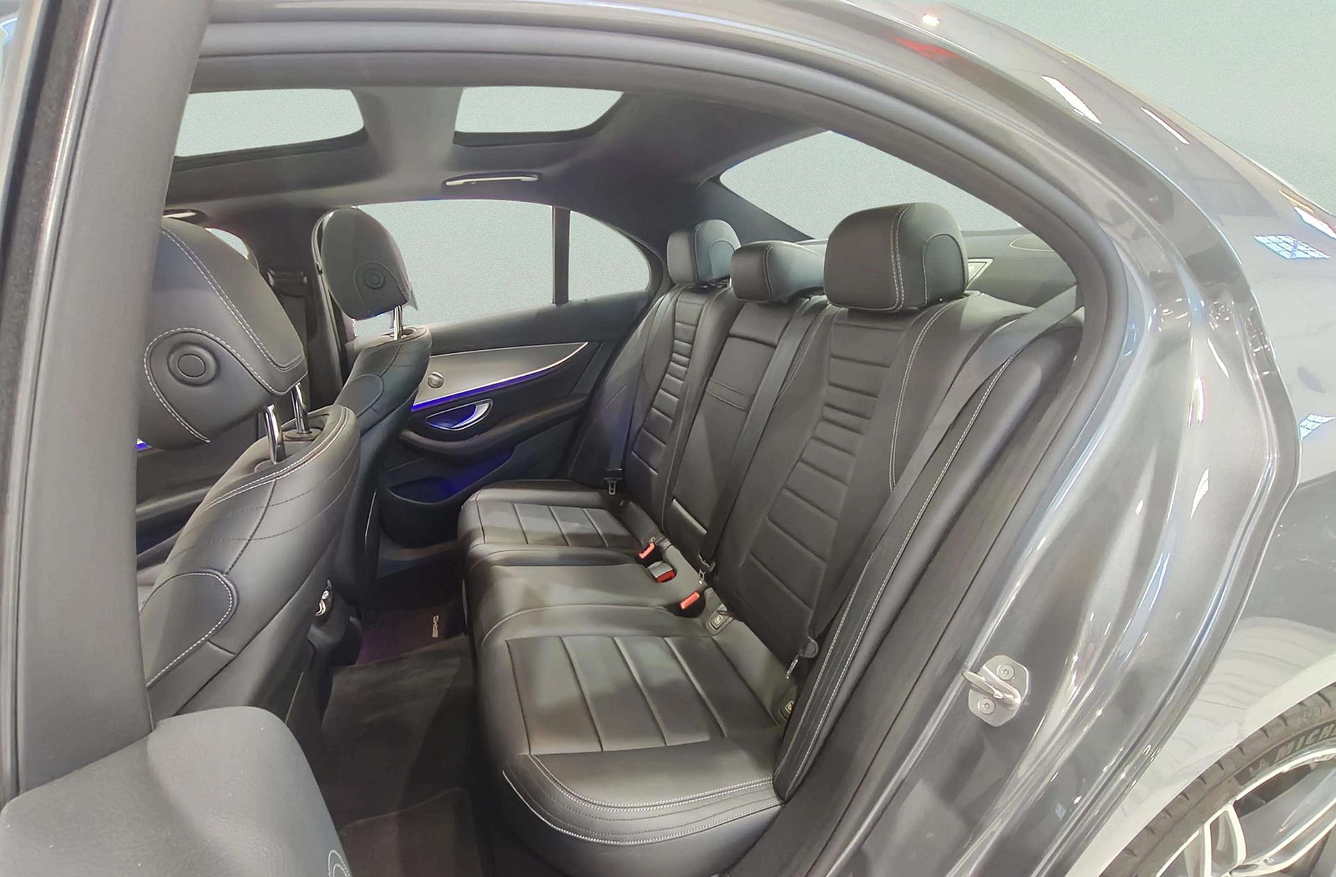 Mercedes-Benz Clase E E 220 d - foto 16