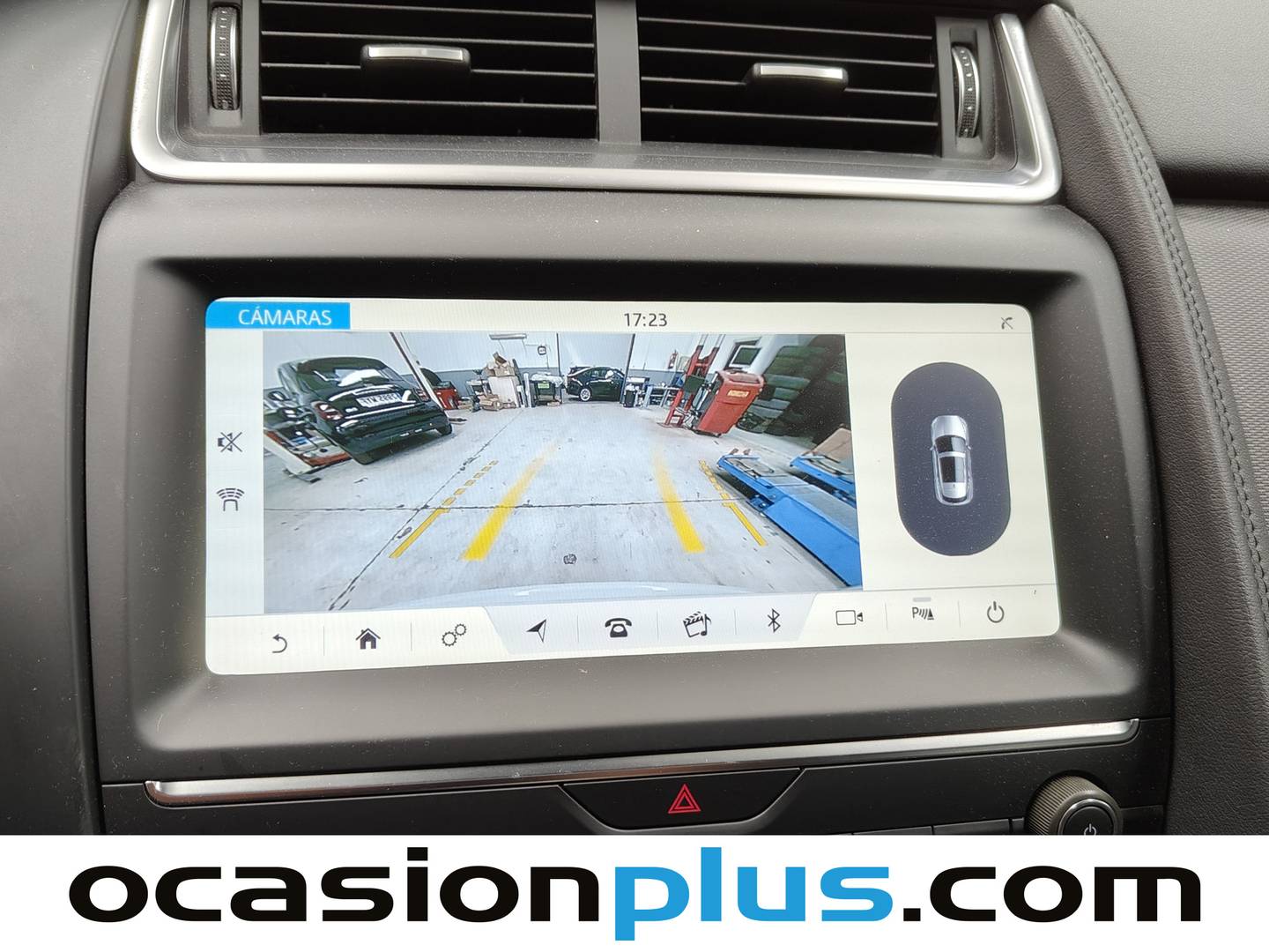 Foto Jaguar E-Pace Jaguar E-PACE 2.0P R-Dynamic 4WD Auto  (200 CV)