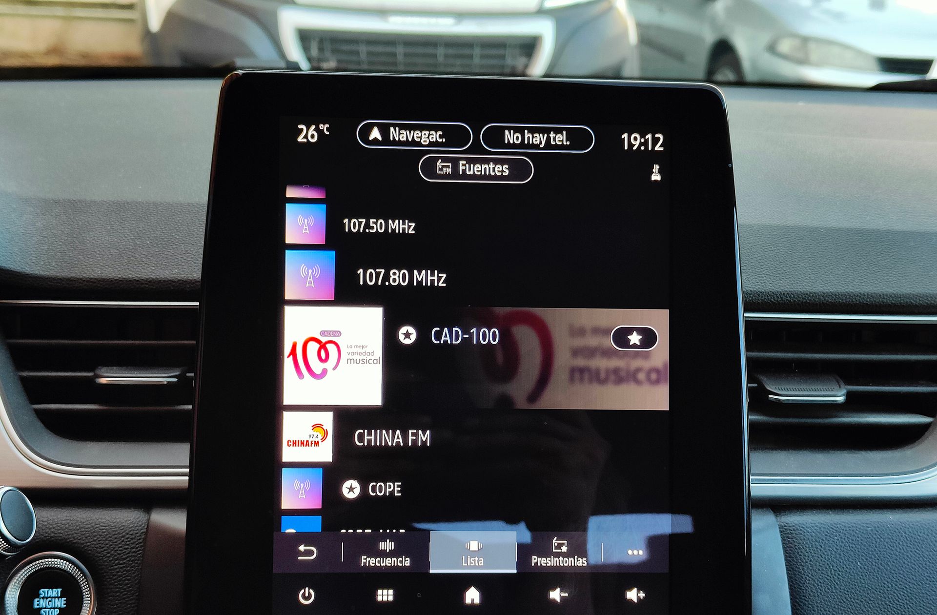 Renault Captur Zen E-Tech Híbrido enchufable - foto 36