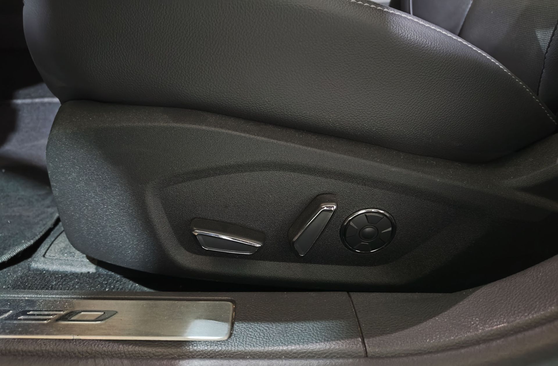 Ford Mondeo SportBreak 2.0 Híbrido Hev Titanium - foto 12