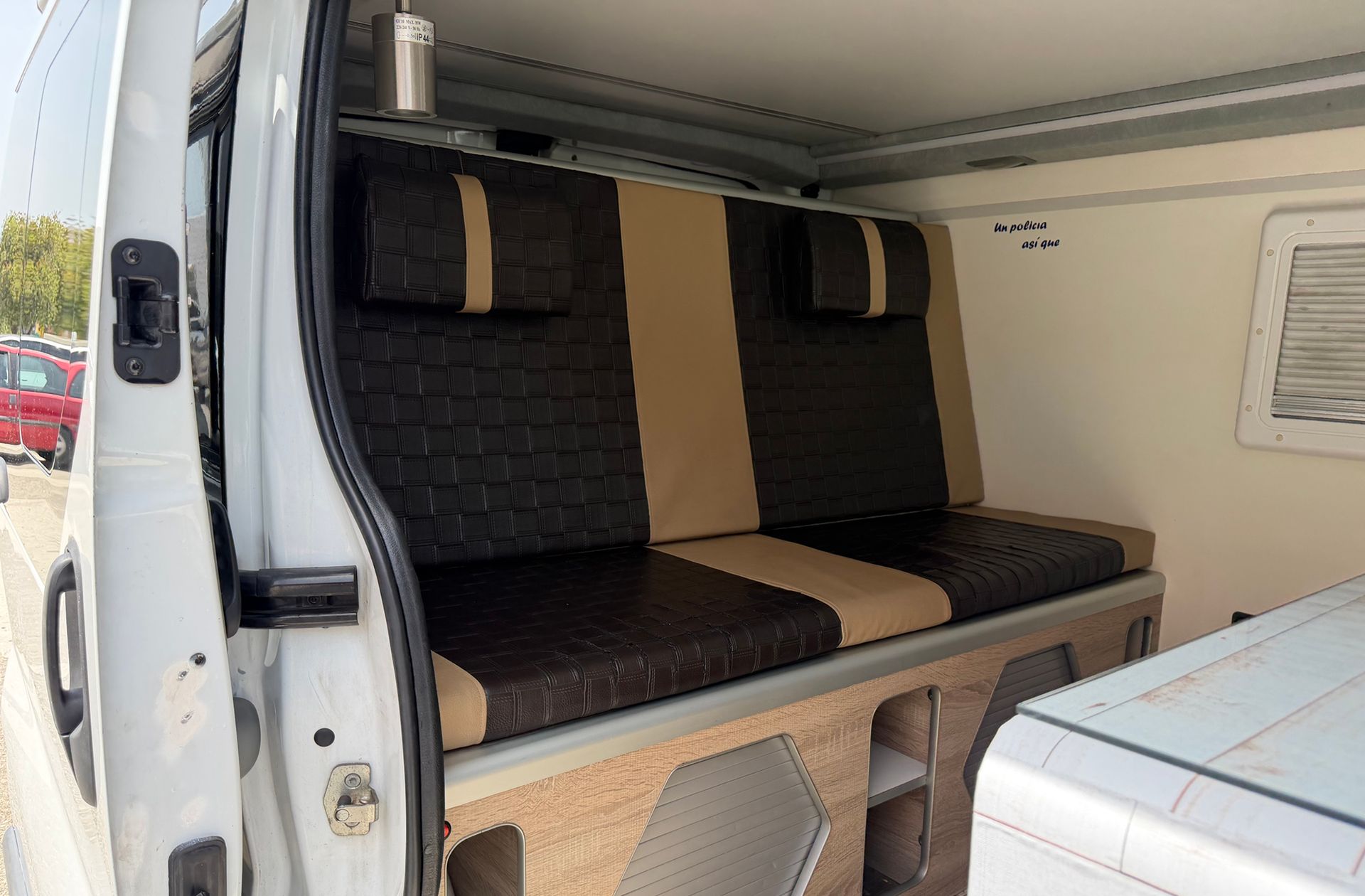 Renault Trafic Furgon 2.0 dCi Furgon 29 Corto Normal Camperizada 3 plazas - foto 20