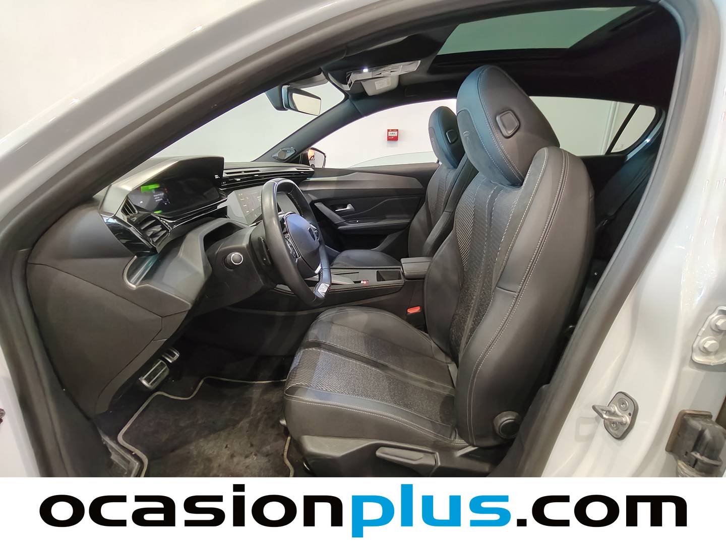 Foto Peugeot 308 Peugeot 308 GT Hybrid e-DCS6 (136 CV)