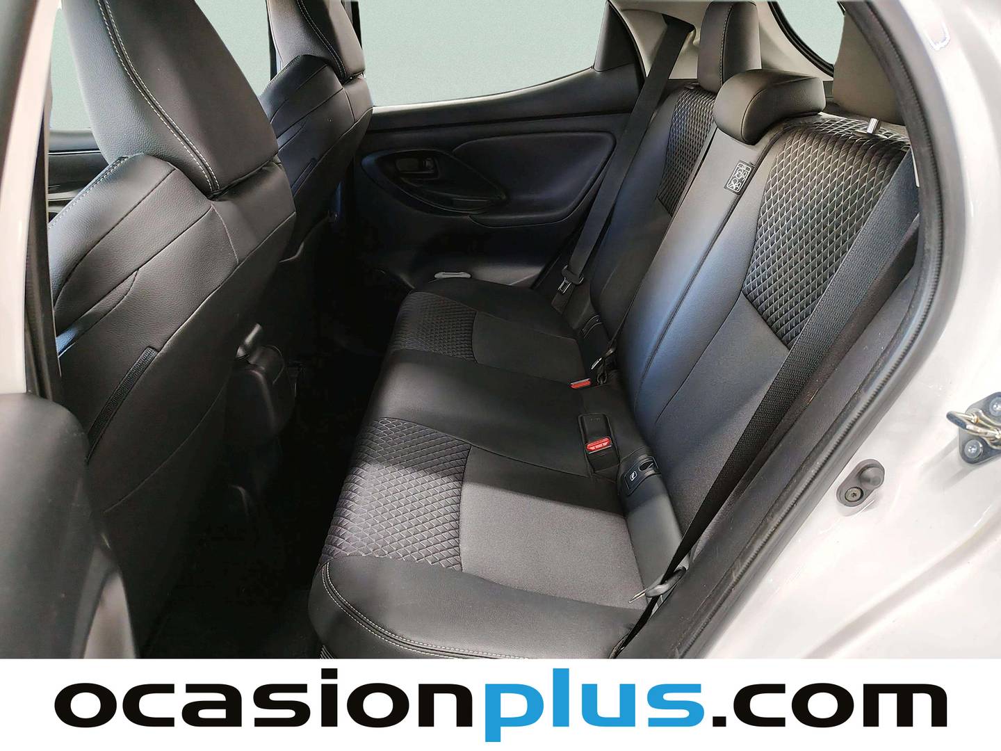 Foto asientos traseros Mazda Mazda2 Mazda Mazda 2 1.5 Hybrid Agile Comfort CVT (116 CV)