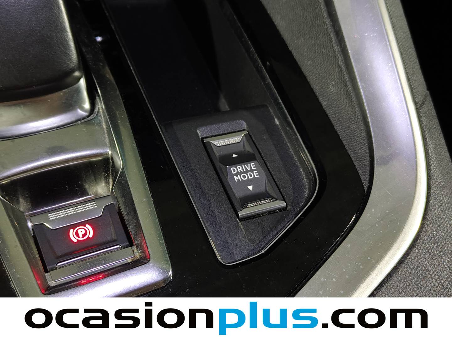 Foto Peugeot 3008 Hybrid Peugeot 3008 Hybrid 225 Allure e-EAT8 (225 CV)