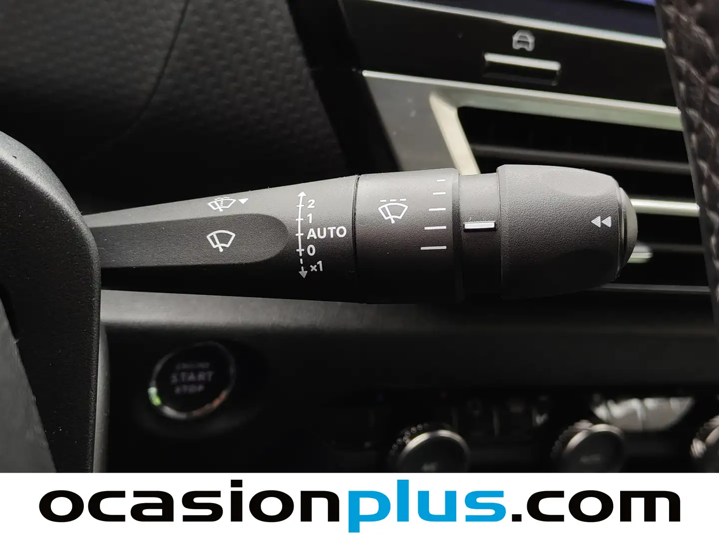 Foto Citroën C4 Citroen C4 PureTech 130 S&S Shine (130 CV)