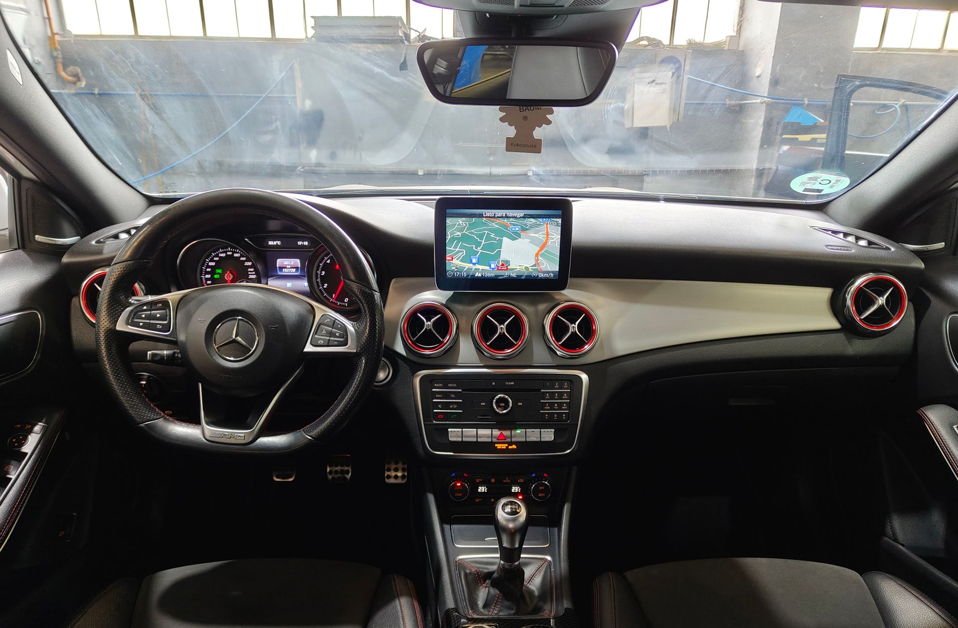 Mercedes-Benz GLA 200 Pack AMG - foto 8