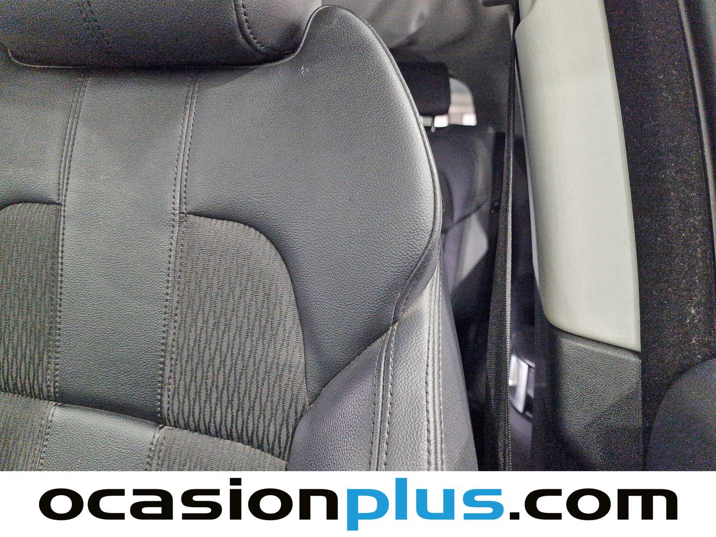 Extras y acabados del Land Rover Range Rover Sport Land Rover Range Rover Sport Range Rover Sport 3.0 TDV6 S (258 CV) 4X4