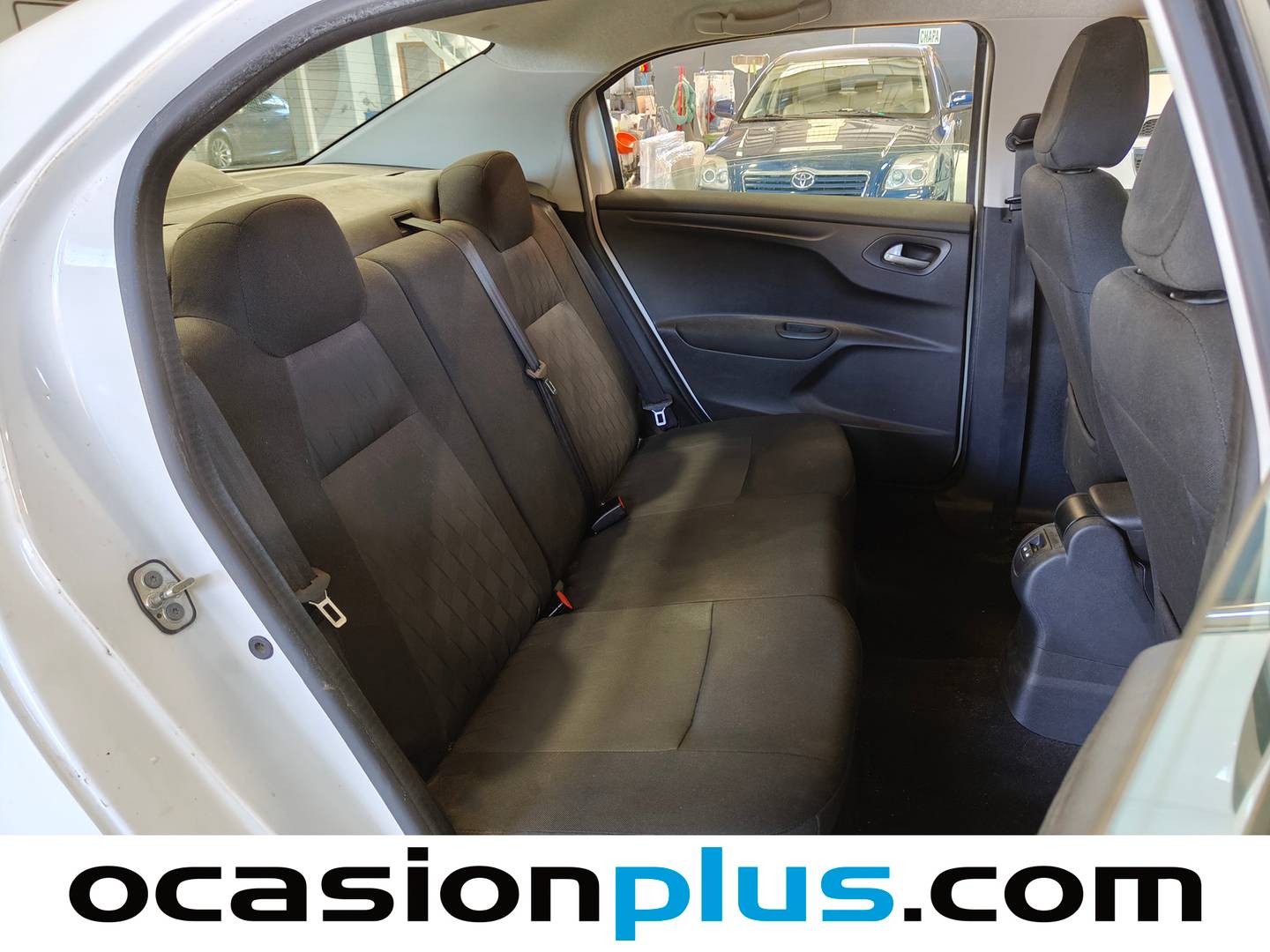 Citroën C-Elysée Citroën C-Elysee BlueHDi 100 Exclusive (100 CV) al mejor precio