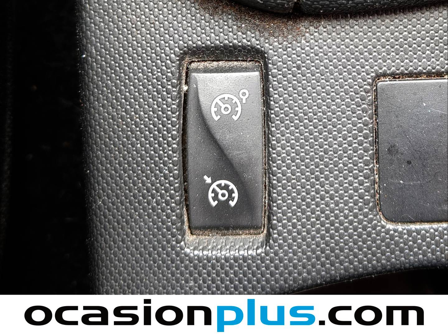 Extras del Renault Clio Renault Clio Yahoo! 1.2 16v (75 CV)