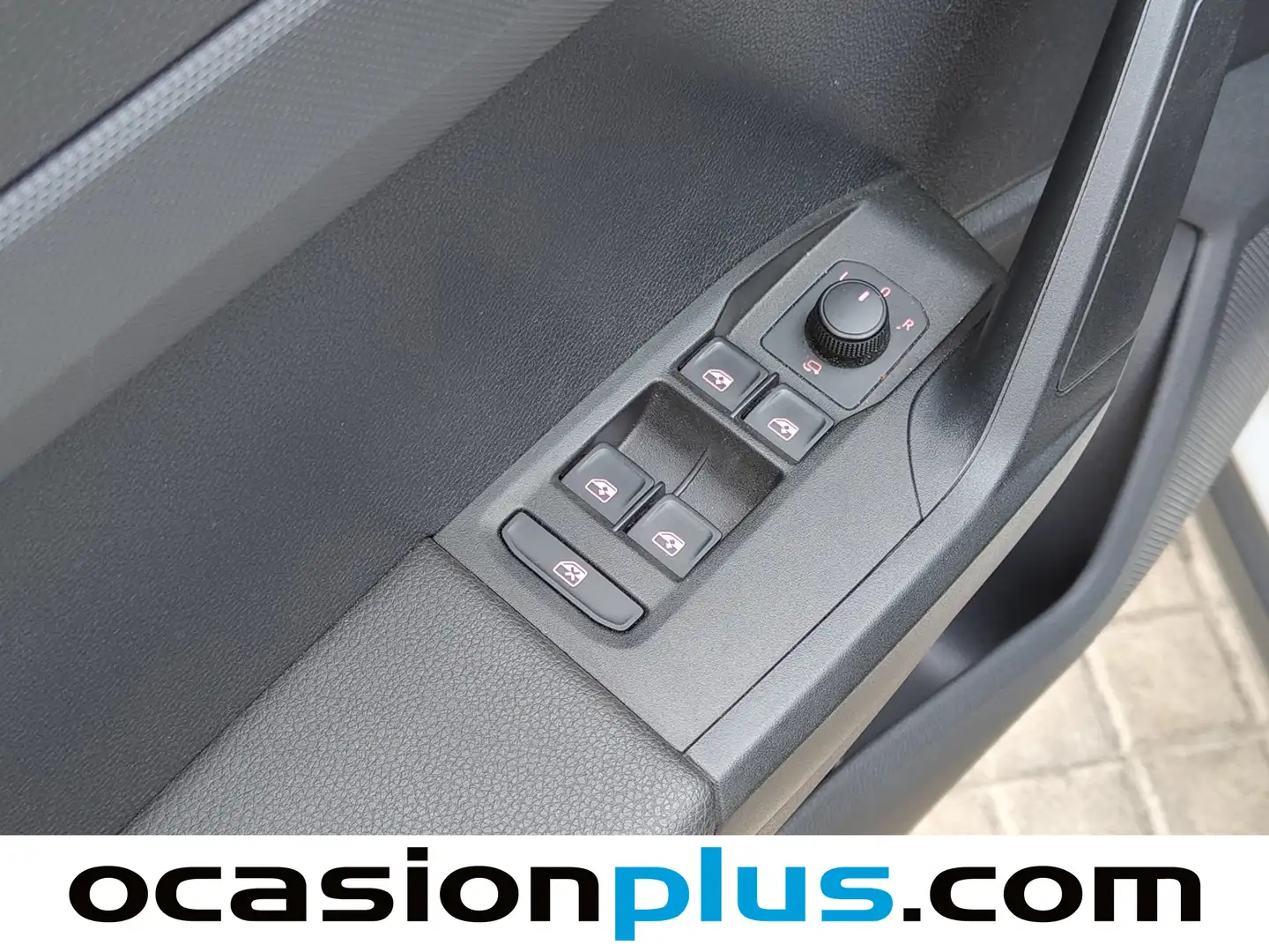 Foto Seat Arona SEAT Arona 1.0 TSI Style Ecomotive (95 CV)