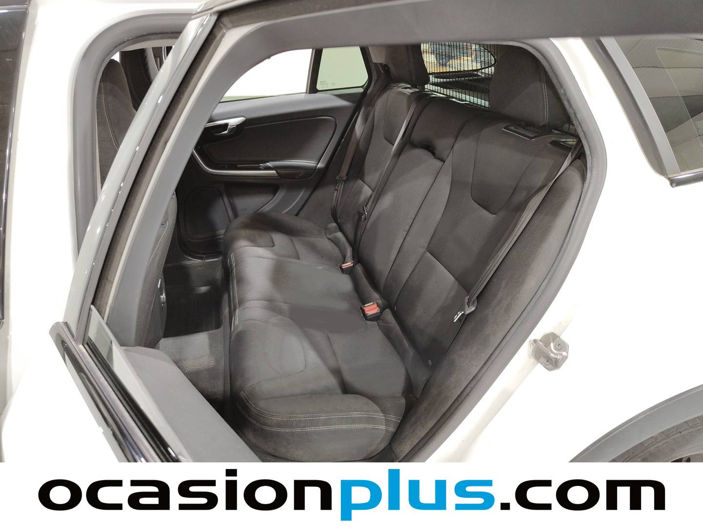 Foto Volvo V60 Cross Country Volvo V60 Cross Country D3 Kinetic (150 CV)