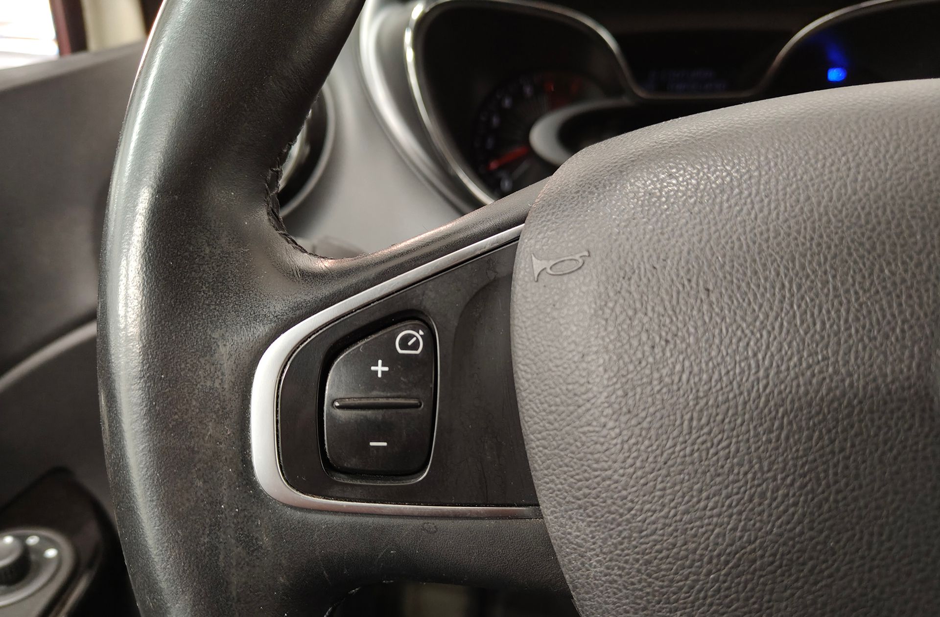 Renault Captur Zen Energy TCe EDC - foto 23