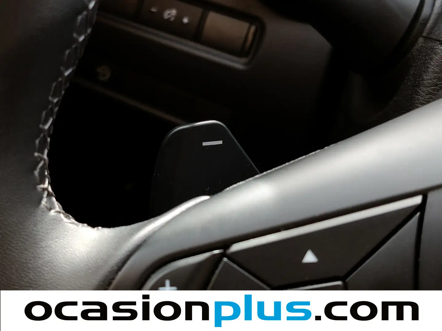 Foto Nissan JUKE Nissan Juke DIG-T N-Connecta 4x2 DCT (114 CV)