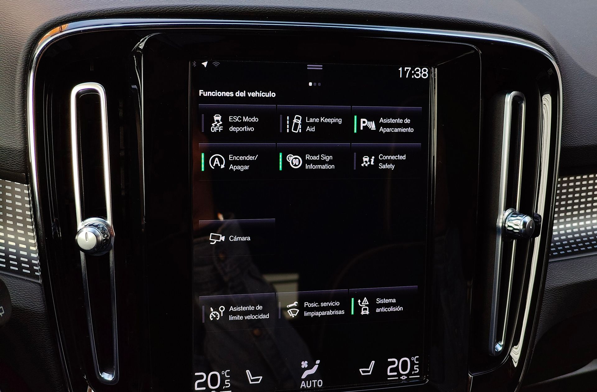 Volvo XC40 T3 R-Design - foto 13