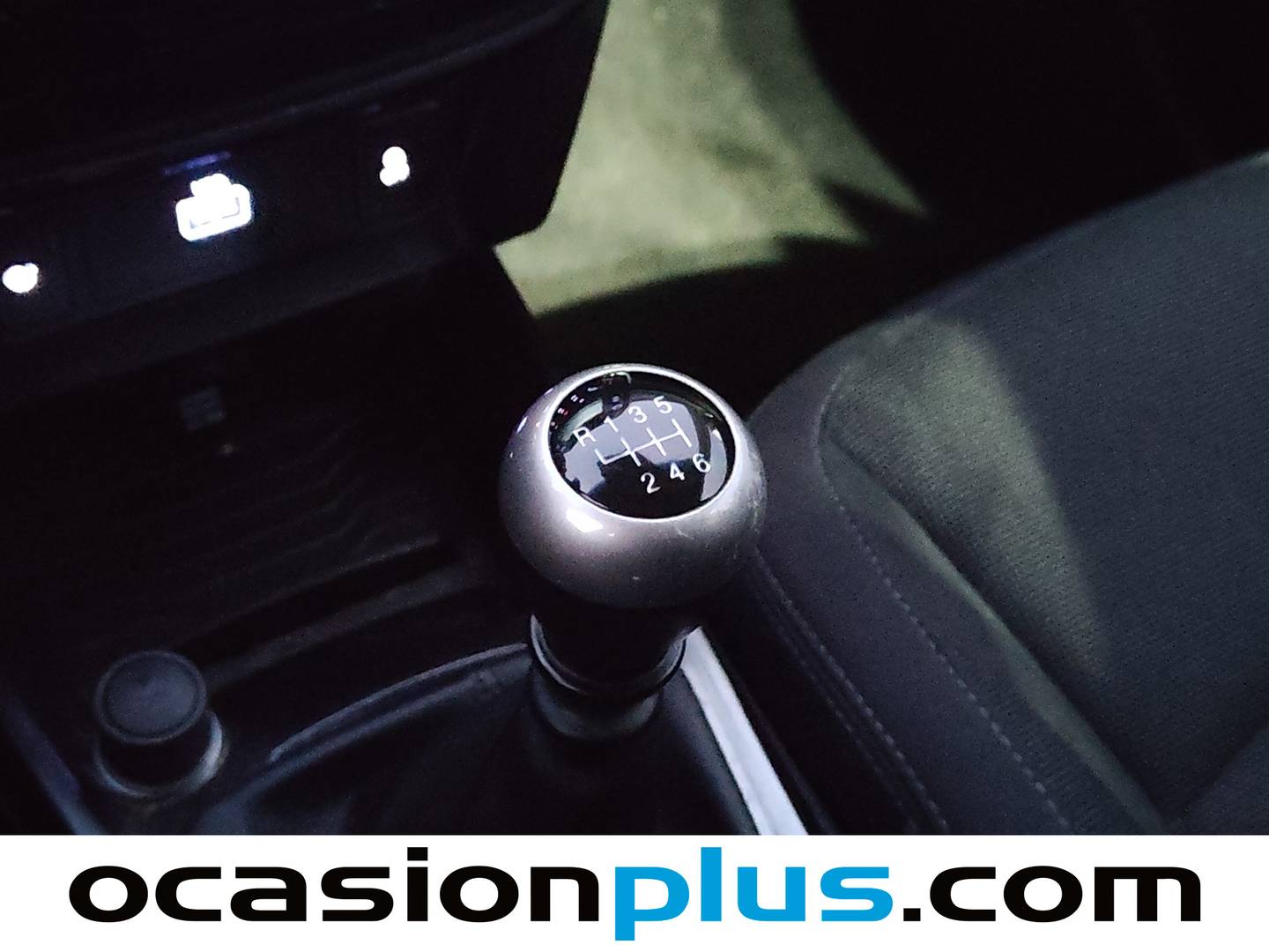 Foto SsangYong Tivoli Ssangyong Tivoli 1.2 G12T Premium (128 CV)