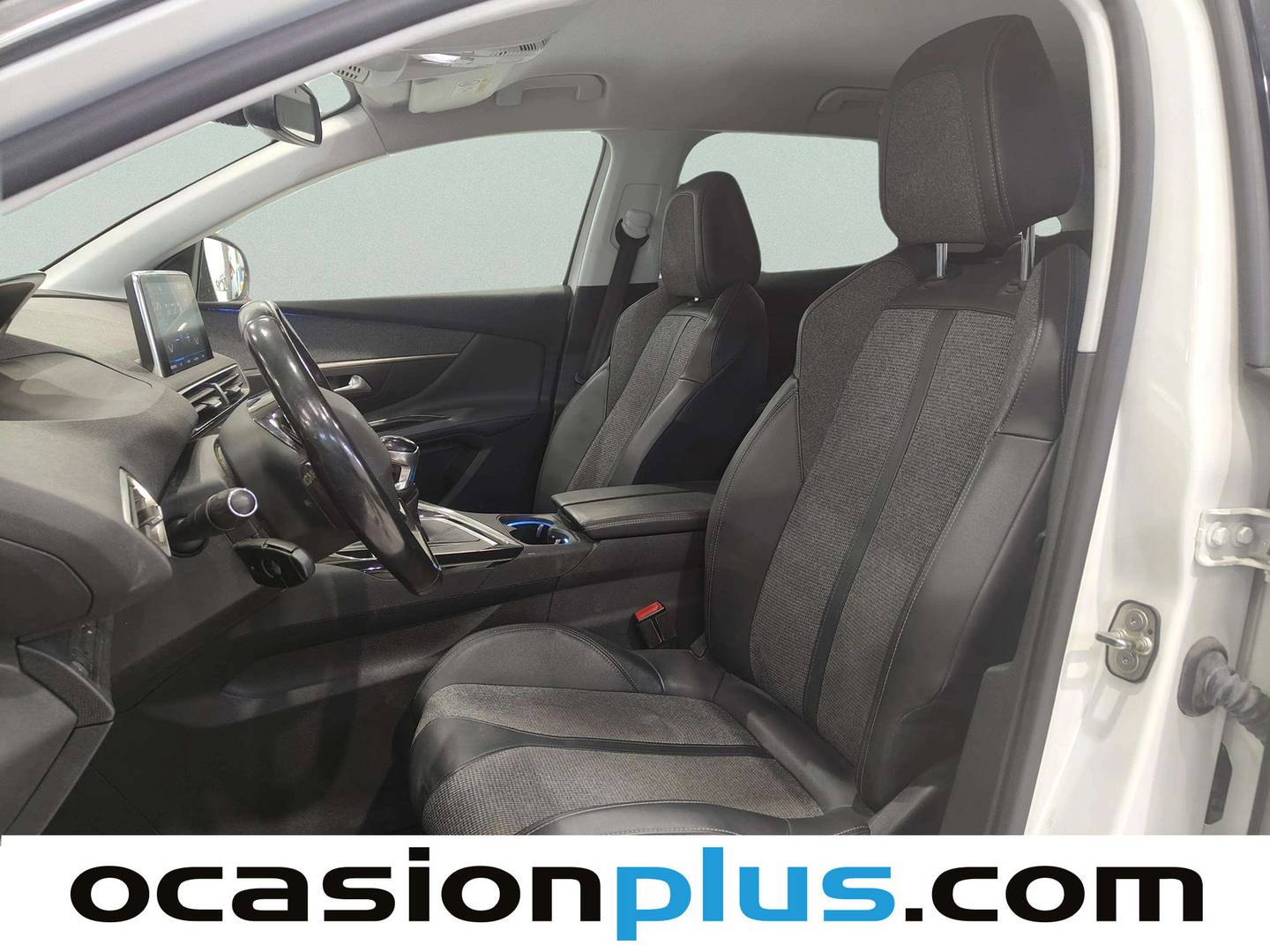 Foto asientos delanteros Peugeot 3008 Peugeot 3008 PureTech 130 S&S Allure (130 CV)