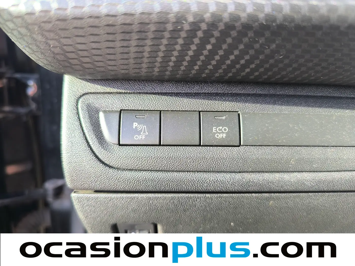 Foto Peugeot 2008 Peugeot 2008 PureTech 82 S&S Style (82 CV)