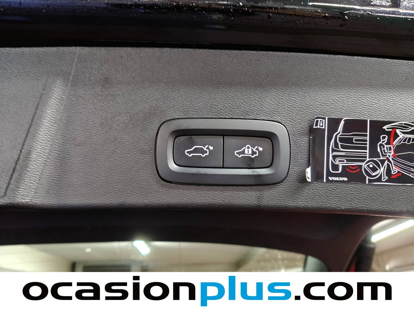 Foto Volvo XC40 Volvo XC40 T4 PHEV Recharge Core Auto (211 CV)