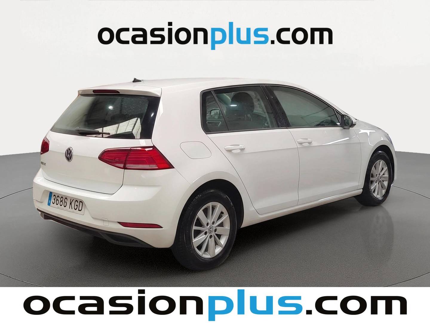 Foto trasera Volkswagen Golf Volkswagen Golf Business 1.6 TDI (115 CV) derecha