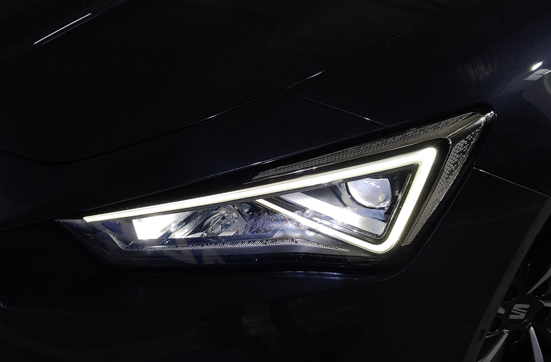 SEAT León ST 1.5 TSI FR Go L - foto 16
