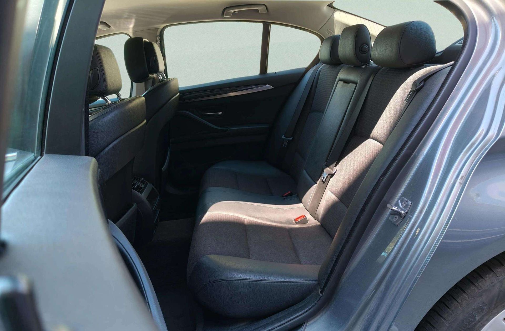 BMW Serie 5 520d - foto 11