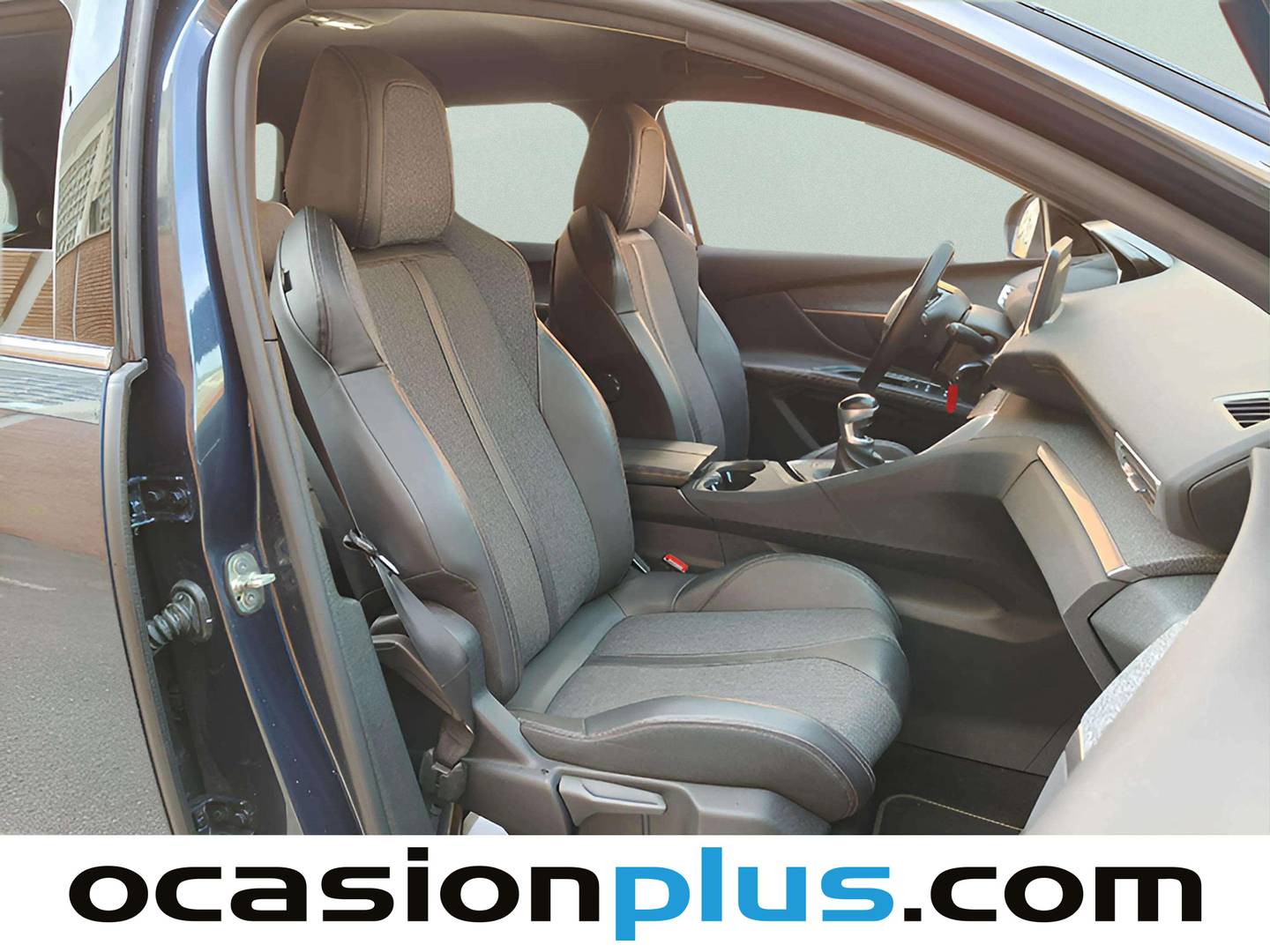 Peugeot 5008 Peugeot 5008 1.2L PureTech S&S GT Line (130 CV) 7 Plazas km 0