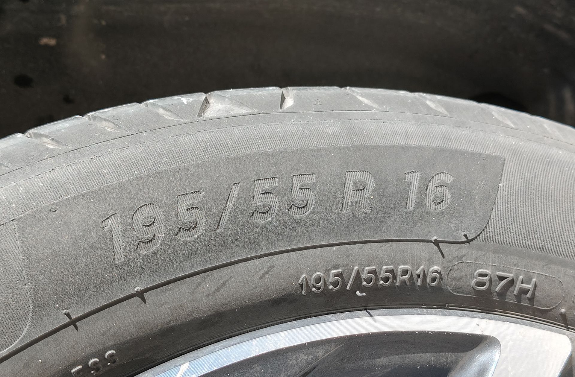 Hyundai Bayon 1.0 T-GDi 48V Maxx DCT - foto 37