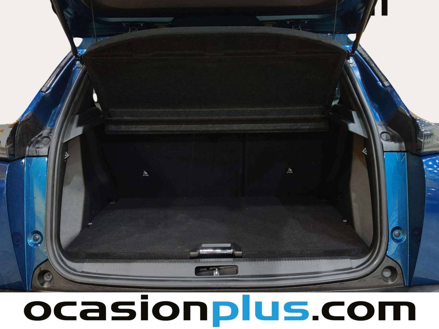 Foto Peugeot 2008 Peugeot 2008 Allure Hybrid eDCS6 107 kW (145 CV)