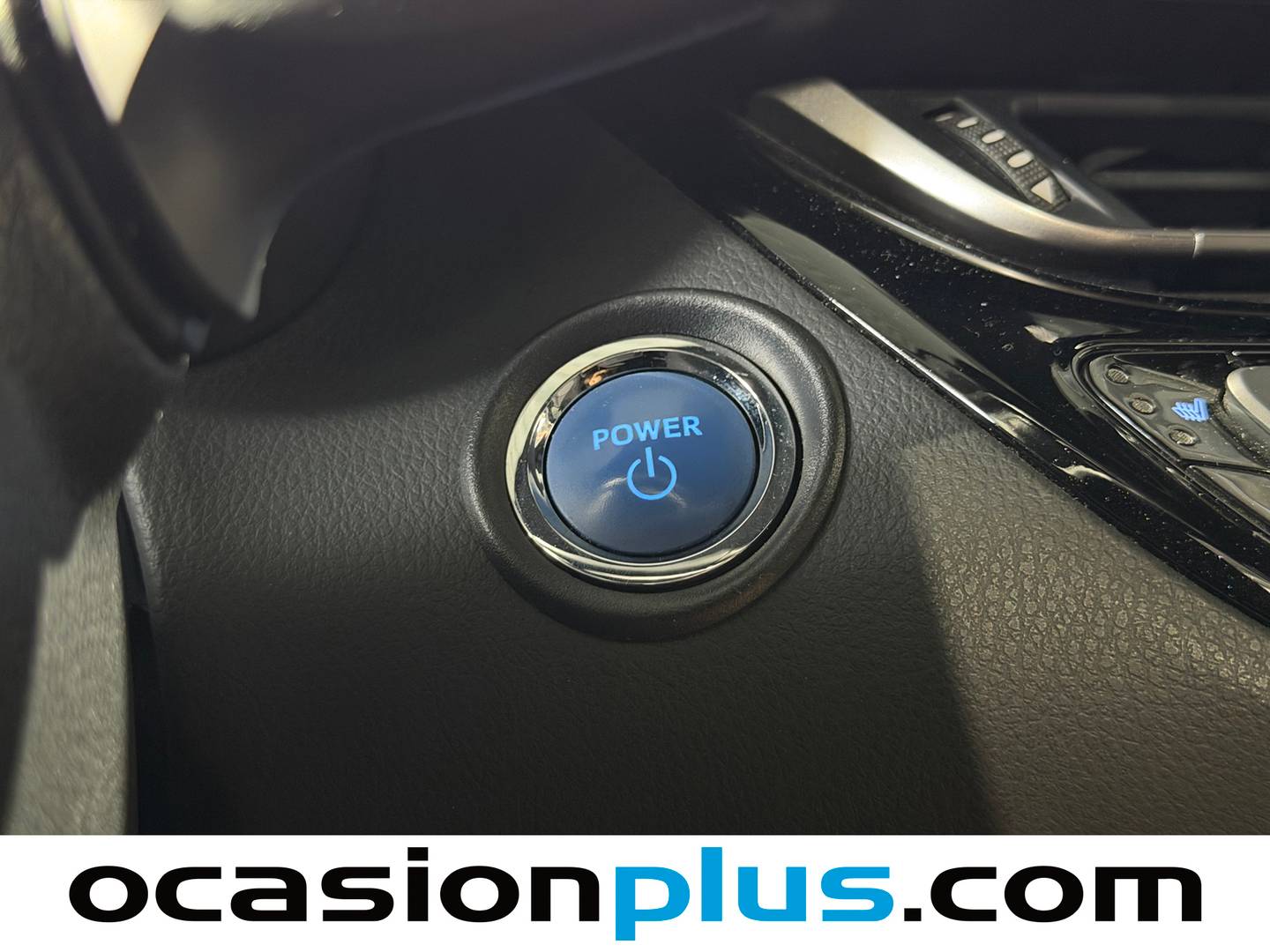 Acabados Toyota C-HR Toyota C-HR 1.8 125H Advance (122 CV)