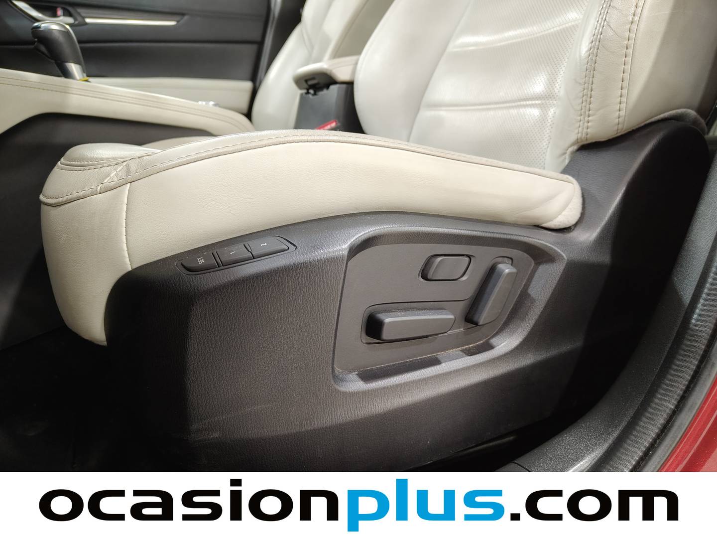 Extras y acabados del Mazda CX-5 Mazda CX-5 2.0 G Zenith 2WD Auto  (165 CV)