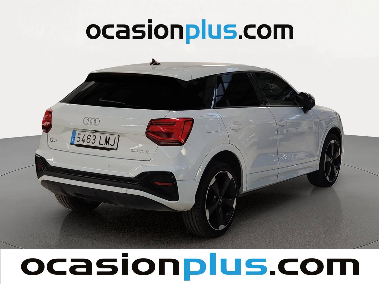 Foto trasera Audi Q2 Audi Q2 Black line 35 TFSI (150 CV) Pack S-Line derecha