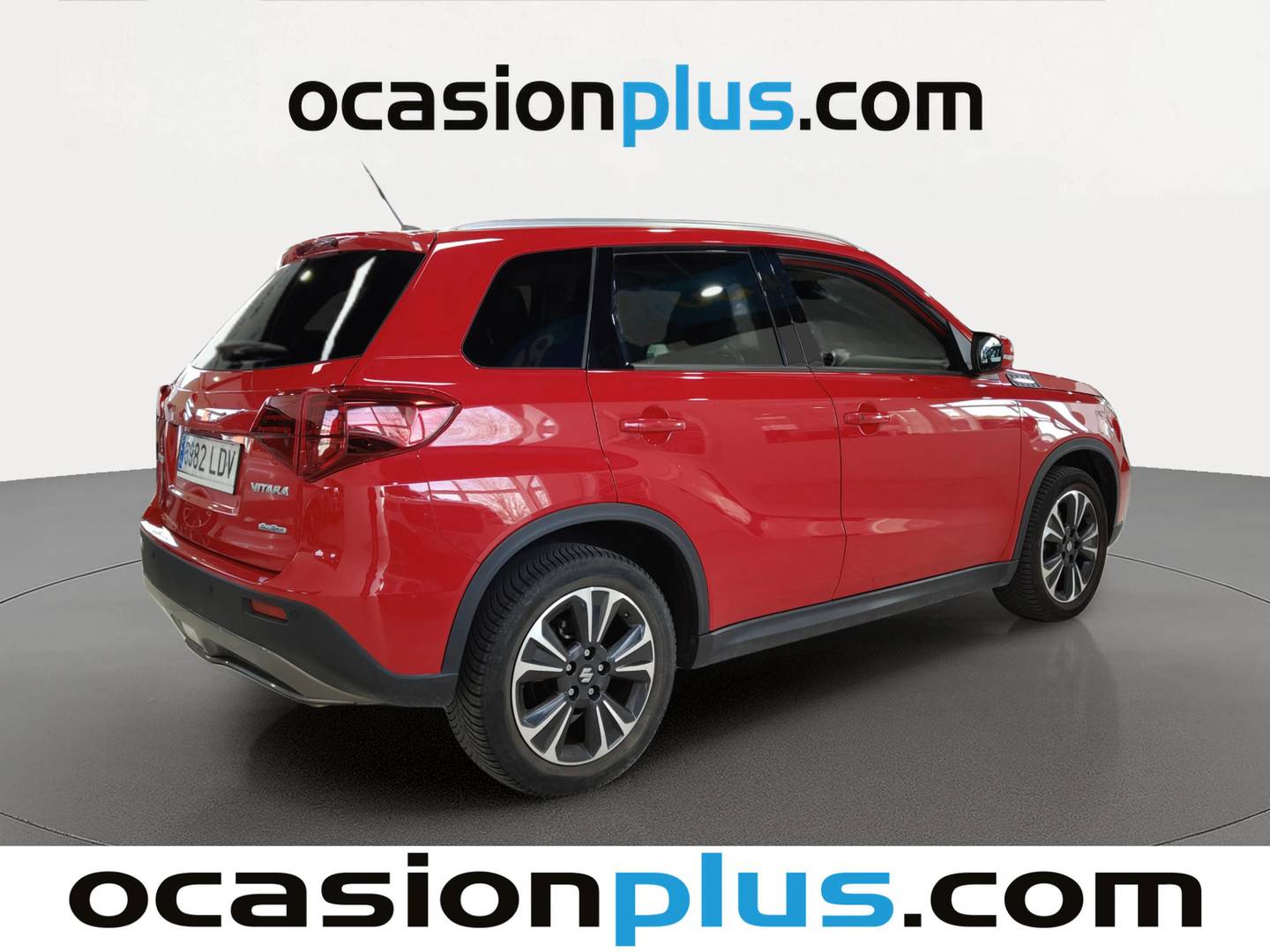 Foto trasera Suzuki Vitara Suzuki Vitara 1.4 Turbo GLX SR 4WD 6AT (140 CV) derecha