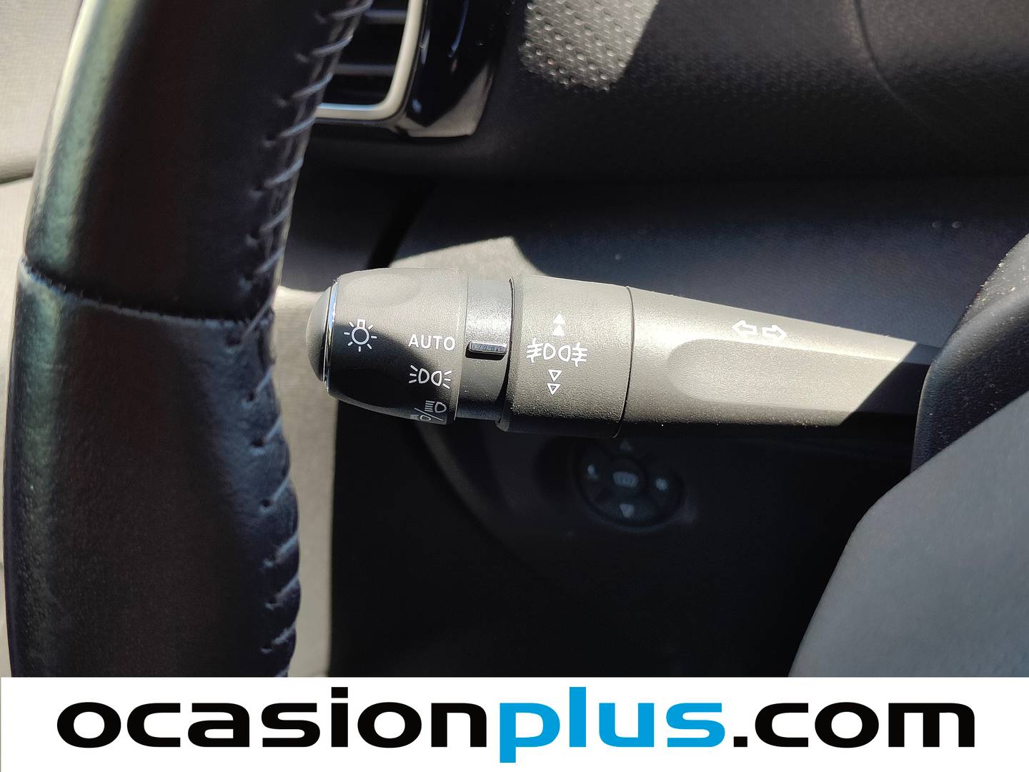 Paquetes del Citroën C4 Citroën C4 BlueHDi 110 S&S Feel Pack (110 CV)