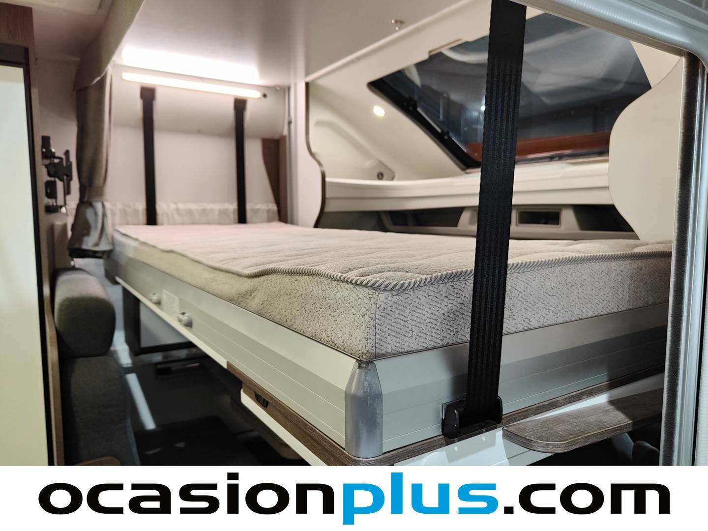 Foto Benimar BENIVAN Benimar BENIVAN BENIVAN TESSORO 430 (165 Cv) 4 Plazas