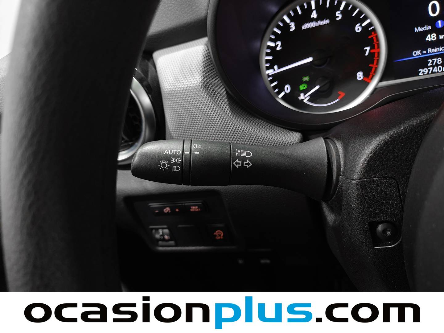 Equipamiento del Nissan Micra Nissan Micra IG-T 100 Acenta (100 CV)