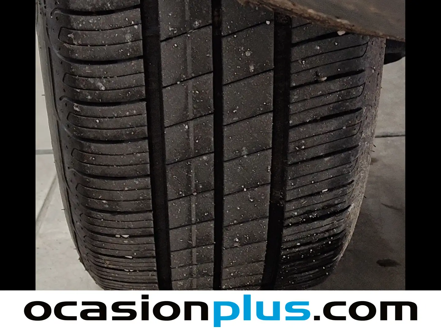 Foto Citroën C4 X Citroen C4 X PureTech 130 S&S Plus EAT8 (131 CV)