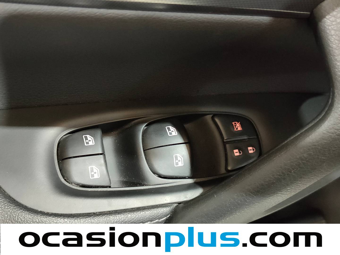 Foto Nissan QASHQAI Nissan Qashqai DIG-T 140 N-Connecta (140 CV)